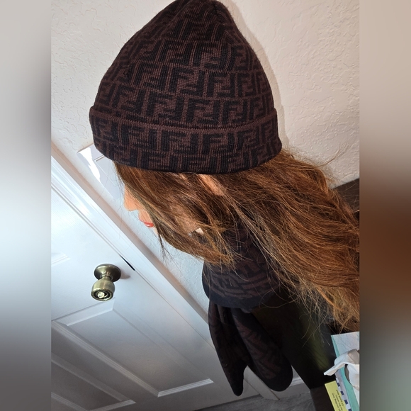 Fendi wool hat. Size S - Picture 3 of 16